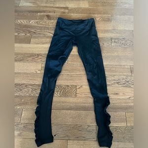 Lululemon size 4 legging!